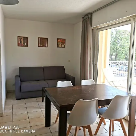 Aparthotel Les Suites De Robinson